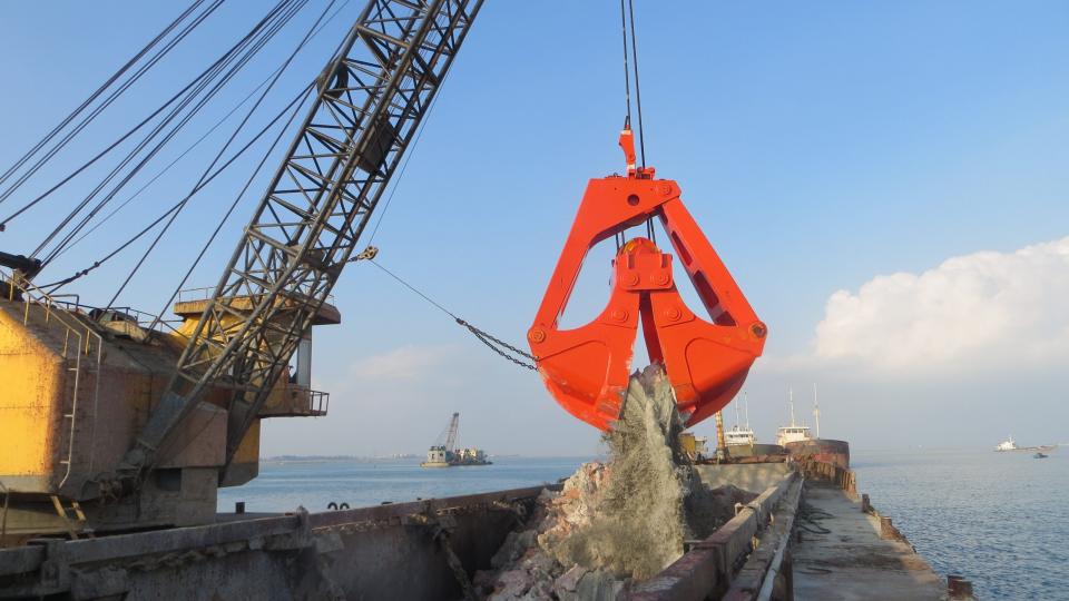 Dredging Grab