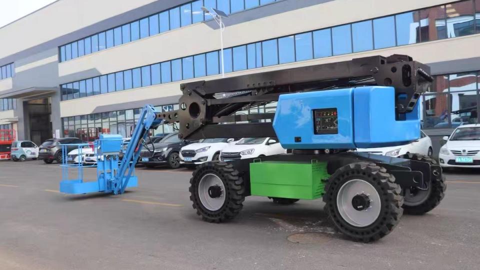 Electric Articulated Boom Lift