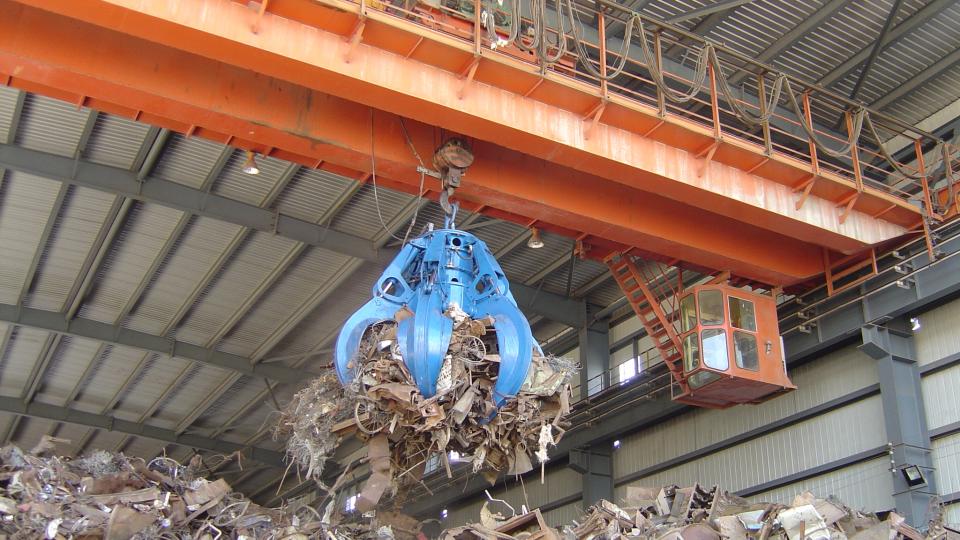 Electro-Hydraulic Multi-Jaw Grab