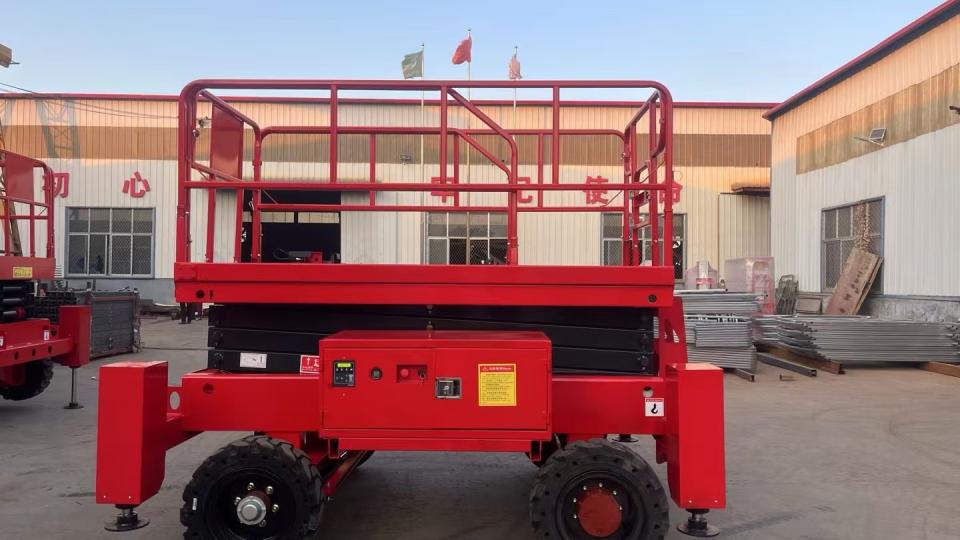 Rough Terrain Scissor Lift
